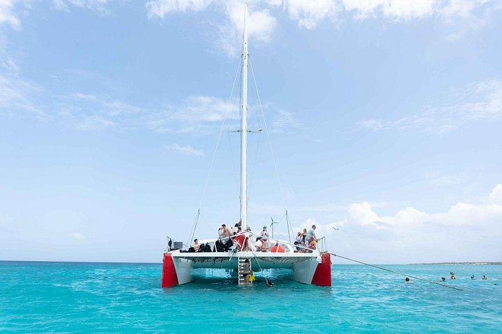 Half-Day Snorkel Sail Tour with Caribbean Lunch