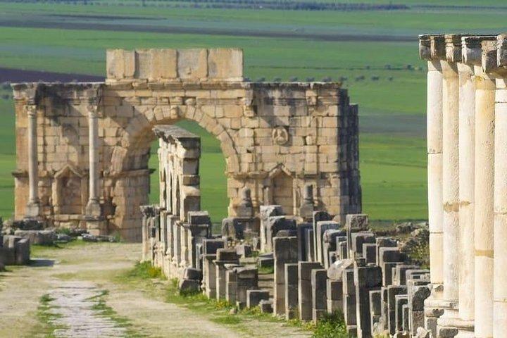 En dagstur från FEZ genom MEKNES - VOLUBILIS - MOULAY IDRISS
