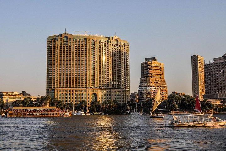 Nile Dinner Cruise från Cairo Hotels