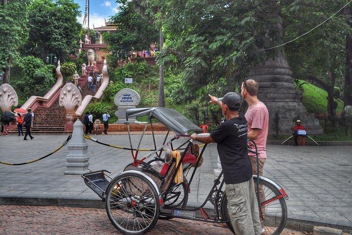 Hoteller i nærheden af Private City Tour, Royal Palace, Wat Phnom by Cyclo