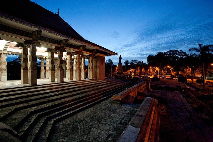 Passeio pela cidade de Colombo saindo de Negombo