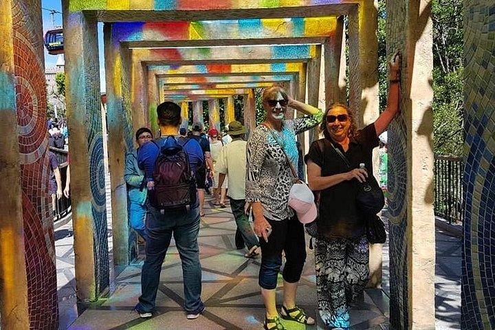 GOLDEN BRIDGE、CHAN MAYまたはTIEN SA港からの大理石山脈への小旅行