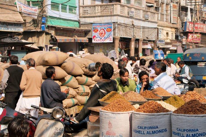 Street Food Tour door Old Delhi met TUK-TUK Adventures