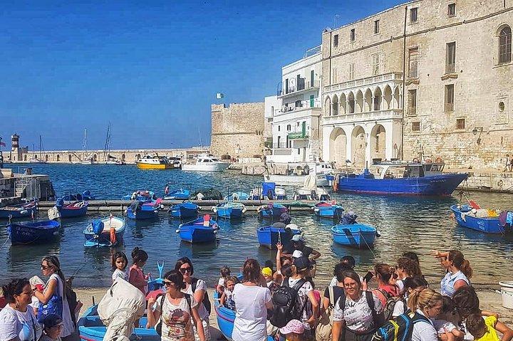Monopoli Tour among legends and history
