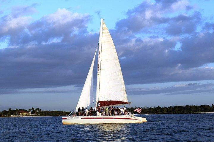 Tour de croisière au coucher du soleil