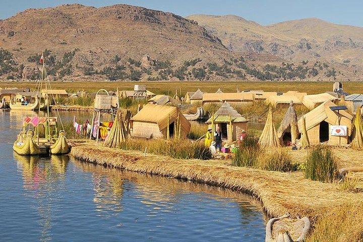 Lago Titicaca (mezza giornata) - Isola di Uros