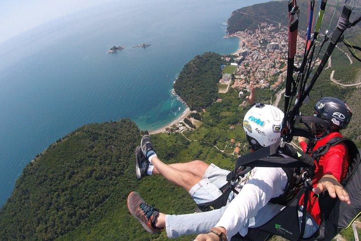 Petrovac : Ontspannen tandem paragliding
