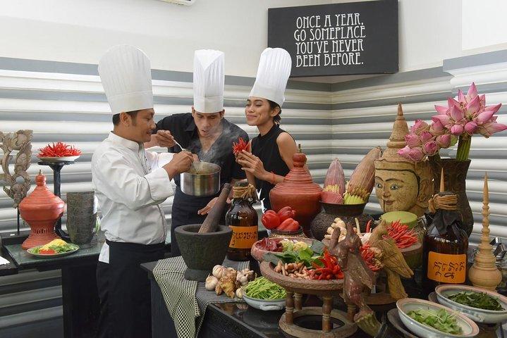 一日プライベートガイドツアークッキングクラス、アポポ＆クワッドバイクサンセット