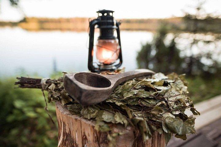 夕食付きの荒野での伝統的なラッピッシュ・イブニング
