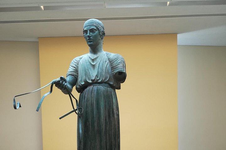 Thermopylae and Delphi Full Day Private Tour
