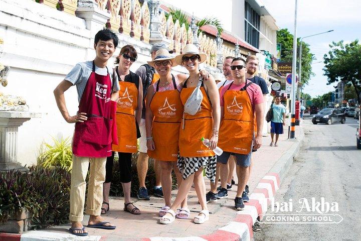Clase de cocina tailandesa y Akha en Chiang Mai