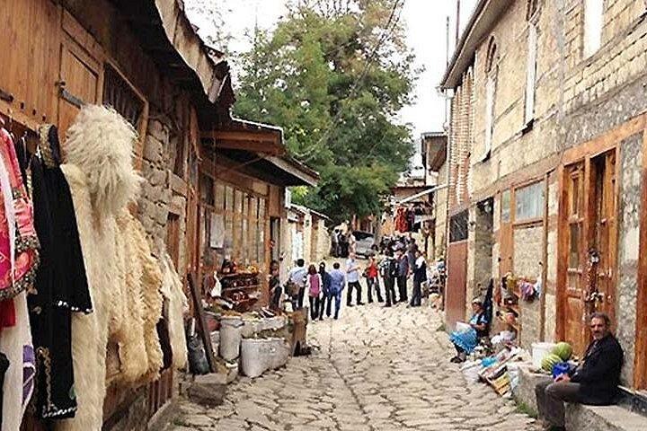 Independent multi-day Azerbaijan Tour