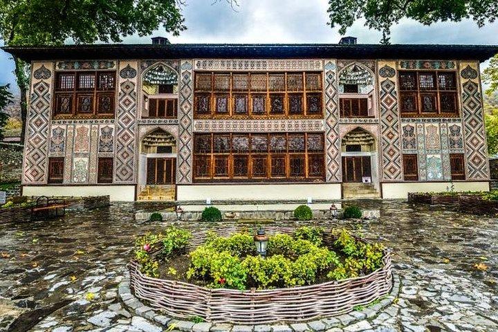 Independent multi-day Azerbaijan Tour