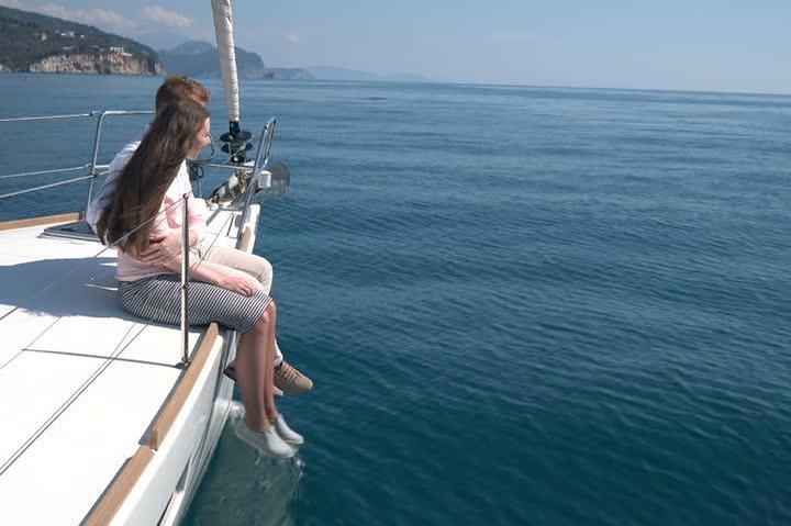PRIVATE BOAT TOUR Lisbon