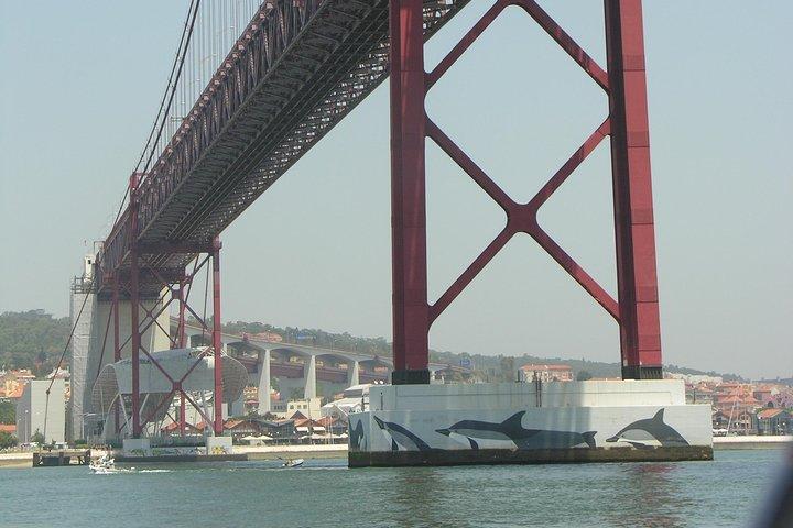 PRIVATE BOAT TOUR Lisbon