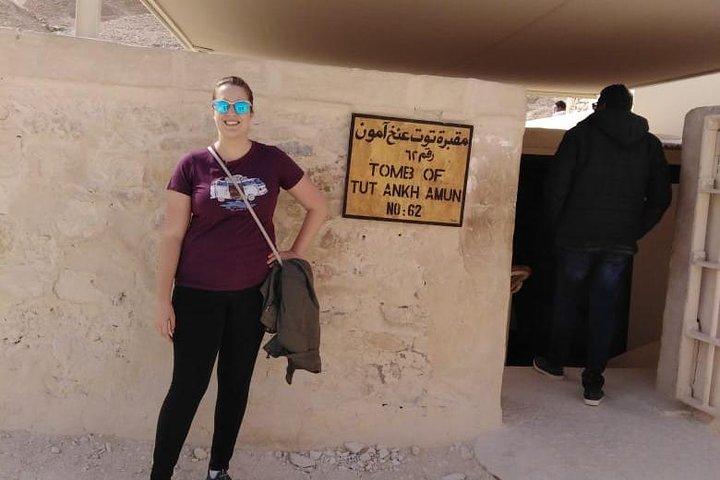 Tour di 4 giorni, crociera notturna sul Nilo di 3 notti a Luxor per la crociera Miss Farah Nile