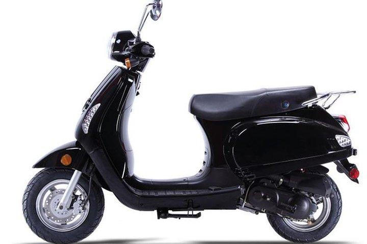 1 timme, 2 passagerare Retro "Lucky" 49cc