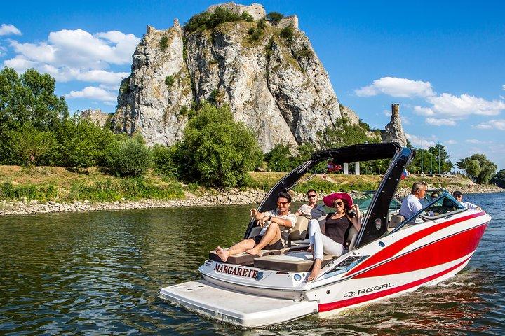 Bratislava by speedboat 1 Hour