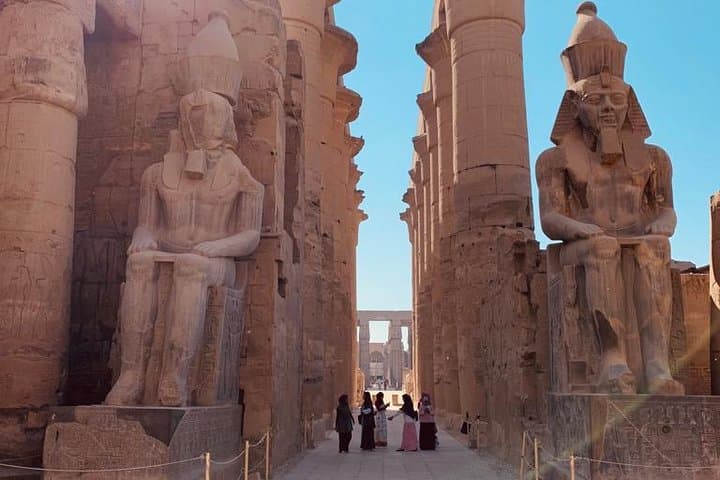 Private 2-Day Luxor Sightseeing Tour of West and East Banks