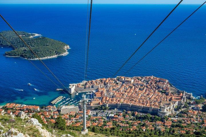 Zagreb naar Dubrovnik via Plitvice Lakes NP, Split & Mostar: driedaagse privétour