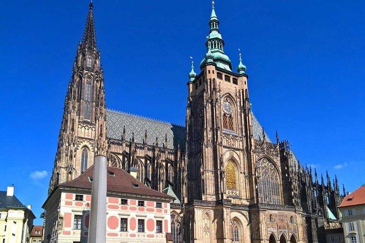 Prague Private Custom Full-Day Tour: Prague Castle and Old Town