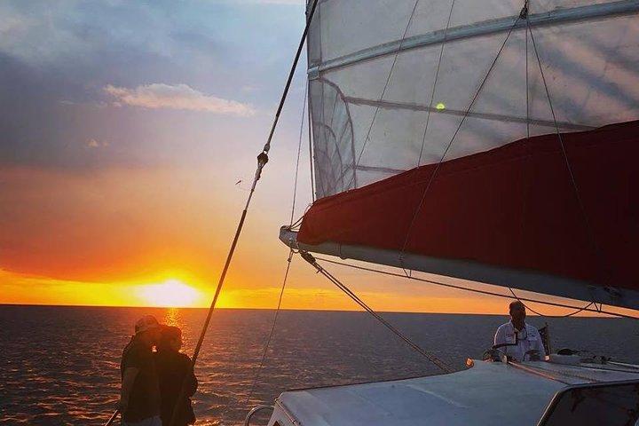 Tour de croisière au coucher du soleil
