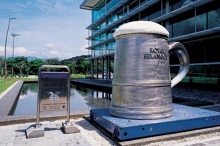 Batu Caves Temple, Royal Selangor Pewter and Batik Factory Tour