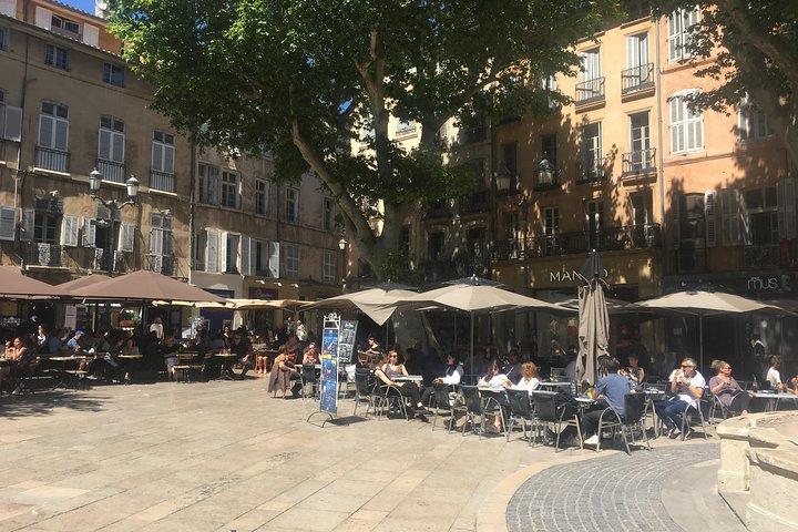 Tour a piedi della città di Aix en Provence. Lingua inglese
