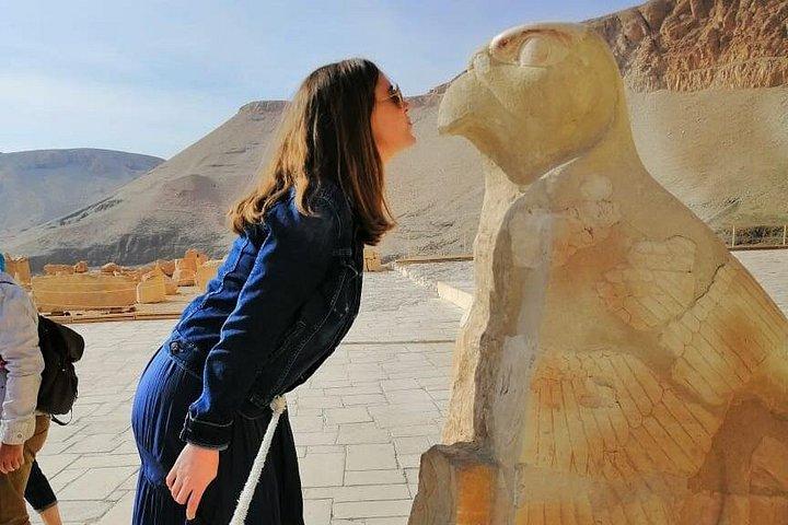 ルクソールの王妃ハトシェプット寺院のプライベート半日ウェストバンクバレー