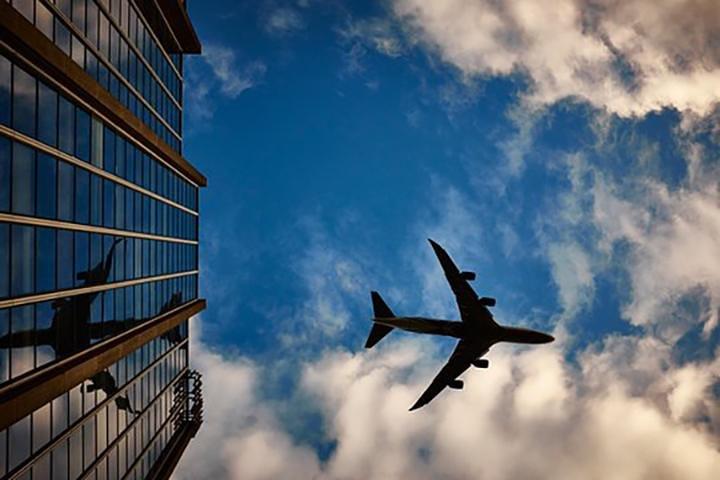 テルアビブ空港 (TLV) からエルサレムのホテルまで - プライベート送迎