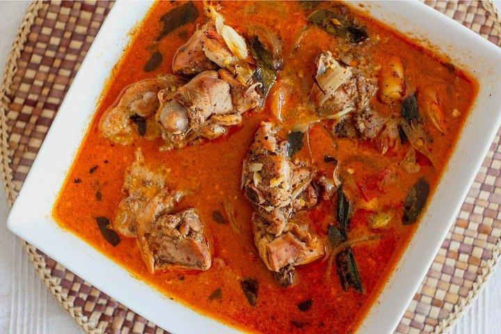 コロンボの地元の家庭で味わう伝統的なスリランカ料理