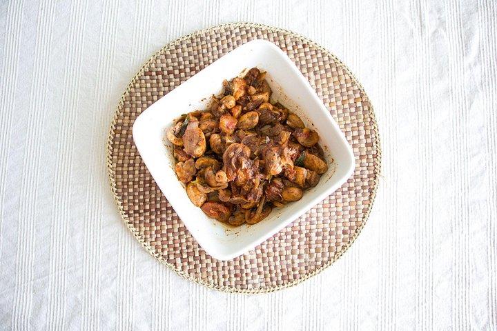 コロンボの地元の家庭で味わう伝統的なスリランカ料理