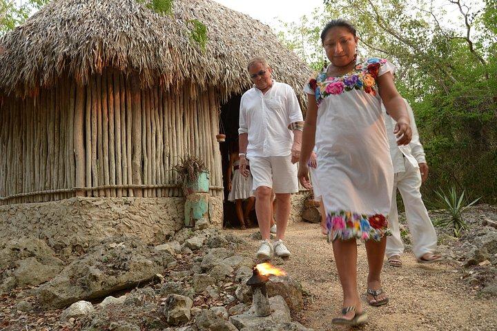 Serata cerimoniale Maya da Cancun e Riviera Maya