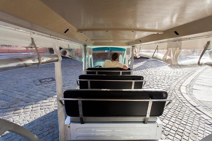 ガイド付きの2時間のプライベート電気自動車ツアー、ヴロツワフ