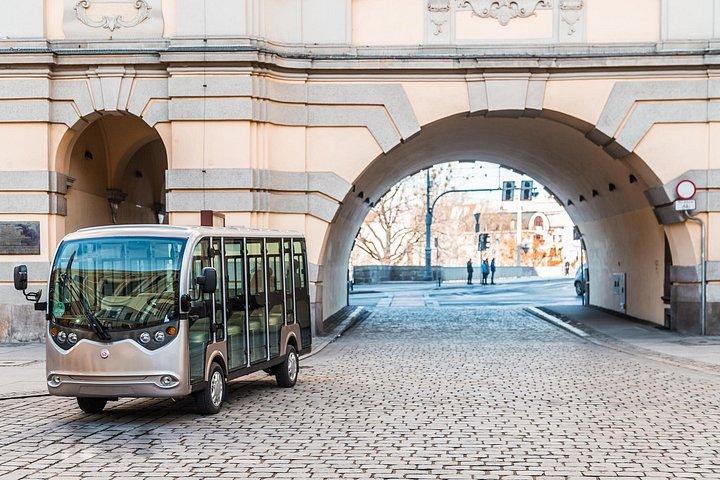 ガイド付きの2時間のプライベート電気自動車ツアー、ヴロツワフ