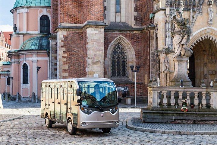 ガイド付きの2時間のプライベート電気自動車ツアー、ヴロツワフ