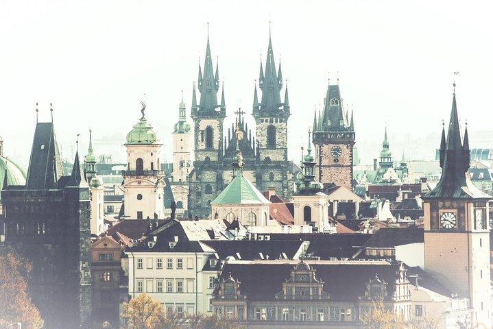 Dark Shadows of the Old Town: un tour audio autoguidato di Praga