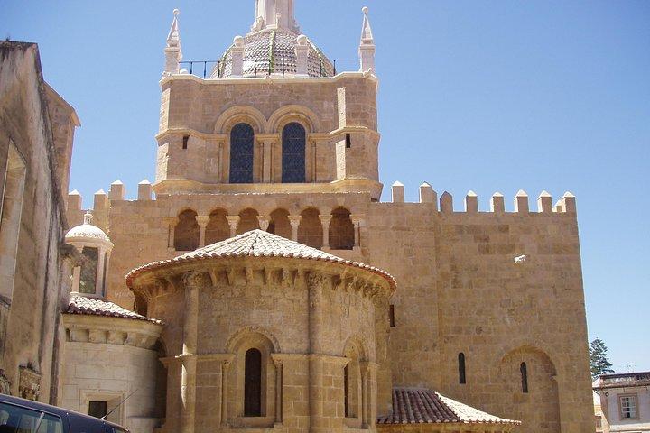 Coimbra and Aveiro Full Day Private Tour from Lisbon
