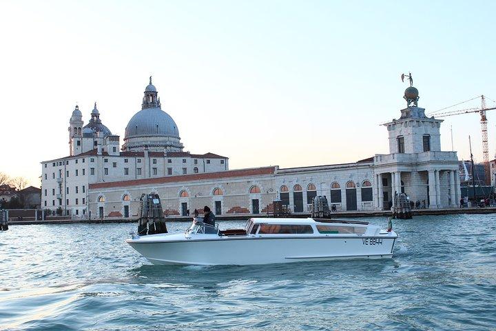 Shared Departure Transfer: Venice Hotels to Venice Train or Bus Station