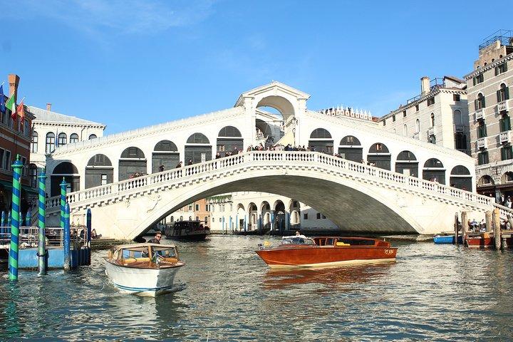 Transfer bei der Abreise zum Flughafen Venedig Marco Polo