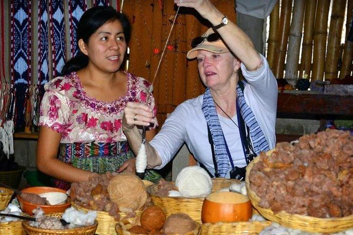 Ciudad Vieja Villages und Ausarbeitung von Huipiles aus Guatemala City oder Antigua
