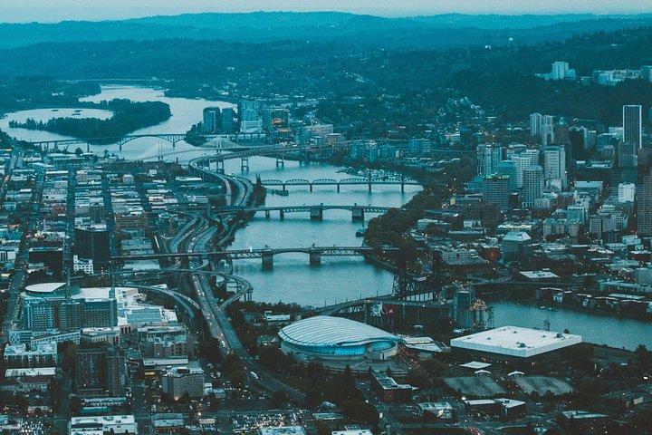 Portland Scenic Flight by Envi Adventures
