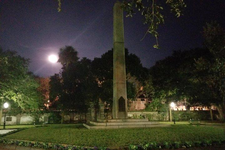 Charleston's Aangename Terrors Nachtelijke Spookwandeling