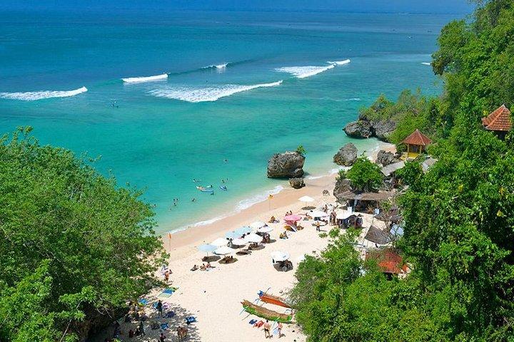 Uluwatu temple bali sunset tour