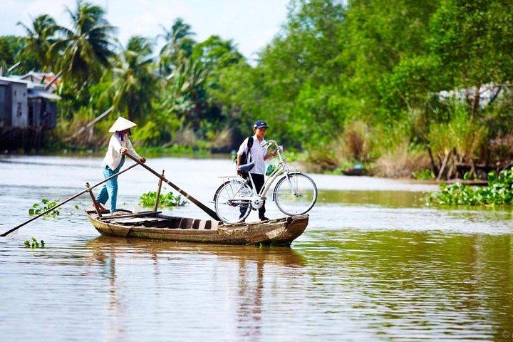 Excursão privada de 2 dias: cidade de Ho Chi Minh ao Camboja pelo rio Mekong