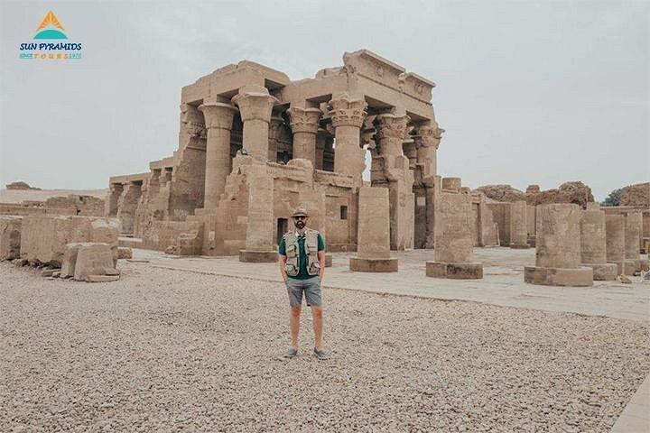 Package 10 Days 9 Nights to Luxor , Aswan