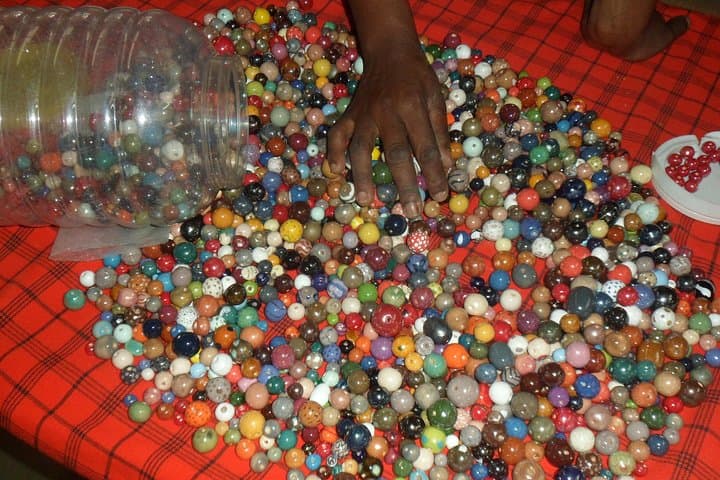 Nairobi Tour: Giraffe Center, Kobe Beads & Karen Blixen Museum