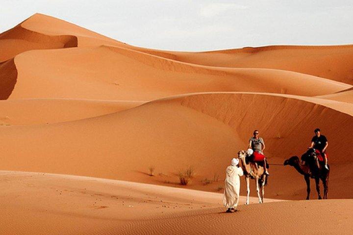 2 giorni di viaggio in un piccolo gruppo da FEZ a FEZ passando da MERZOUGA