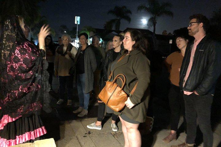 Santa Barbara Ghost Tour "Osynlig blir synlig!"