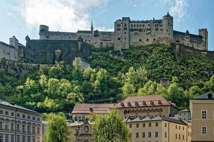 Transferência Cênica Privada de Munique para Salzburgo com 4h de Excursão Turística